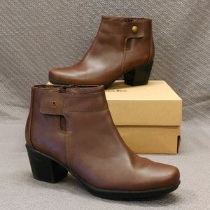 Clark's emslie Jada boot mahogany –8.5